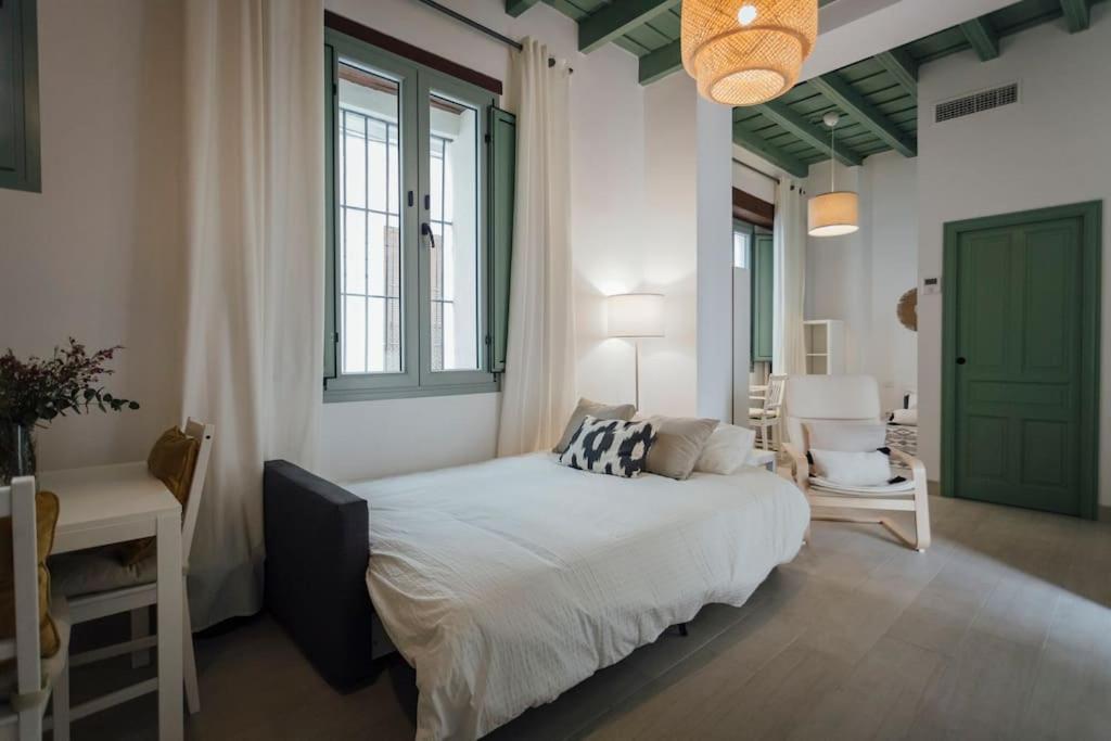 Komodo Gran Poder - Penthouse With Private Pool And Cozy Twin Bedroom Central Apartment Σεβίλλη Εξωτερικό φωτογραφία